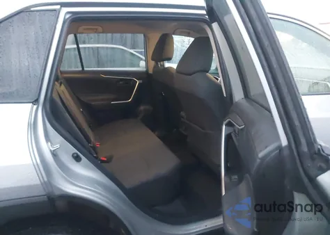 2022 Toyota Rav4 Le z USA, uszkodzony, nr VIN 2T3F1RFV5NW307570